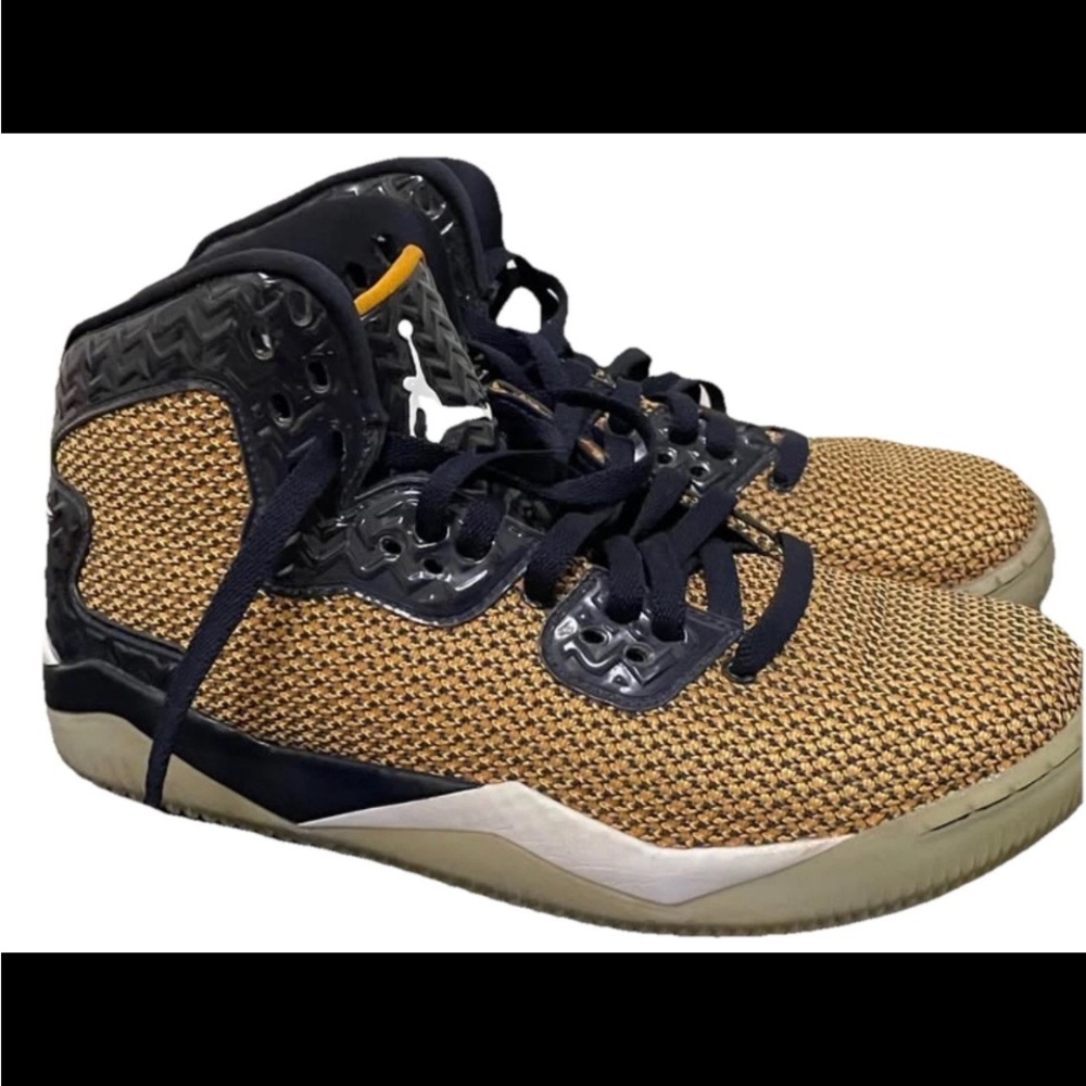 Nike jordan men’s 8 Spike Forty Gold leaf/White/Navy men’s basketball sneakers